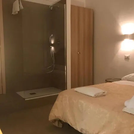 Art Atelier Vaticano 招待所