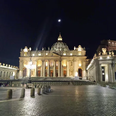 Art Atelier Vaticano 招待所 3*