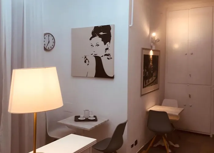 Art Atelier Vaticano בית הארחה 3*